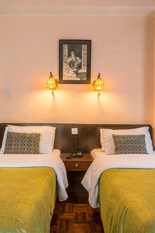 Hotel Excelsior Катманду Экстерьер фото